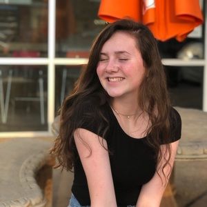 Meet your Posher, Victoria